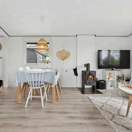 Nordic Style Summer House For Two